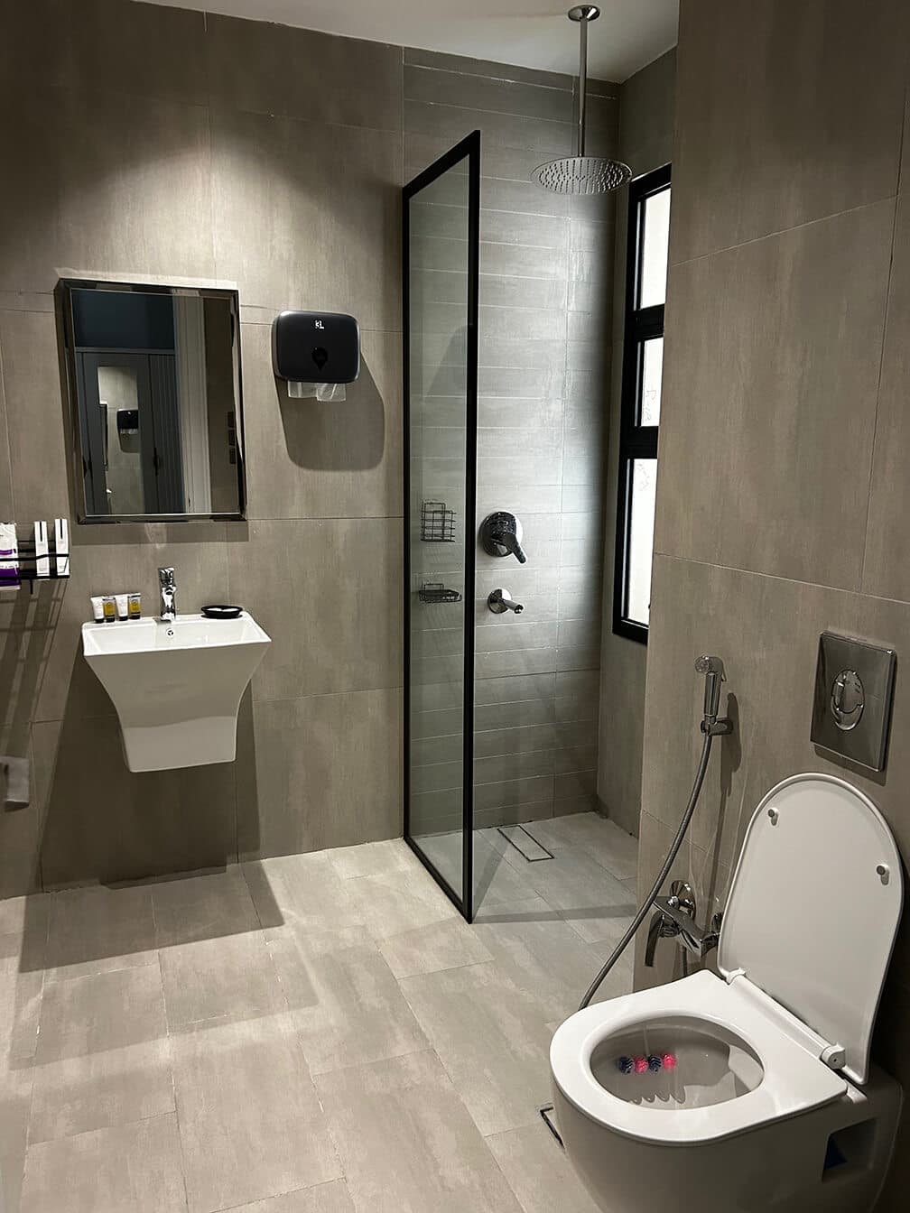 صورة 40 - مجمع سقيفة 17